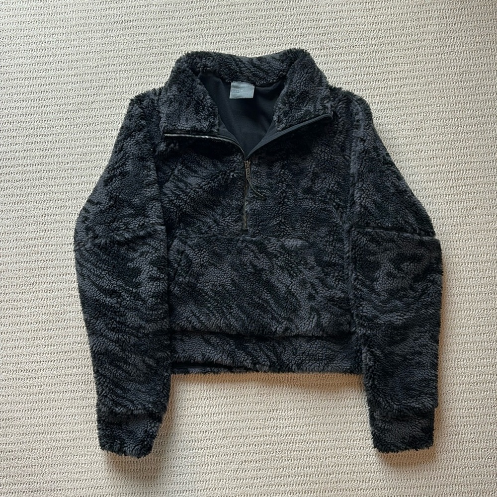 Lululemon Black Stripe Print Fuzzy Scuba - image 1